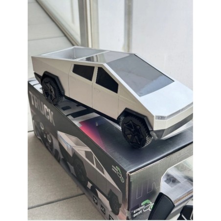 Zdalnie sterowany samochód TESLA CYBERTRUCK RC – auto na pilota 2.4GHz